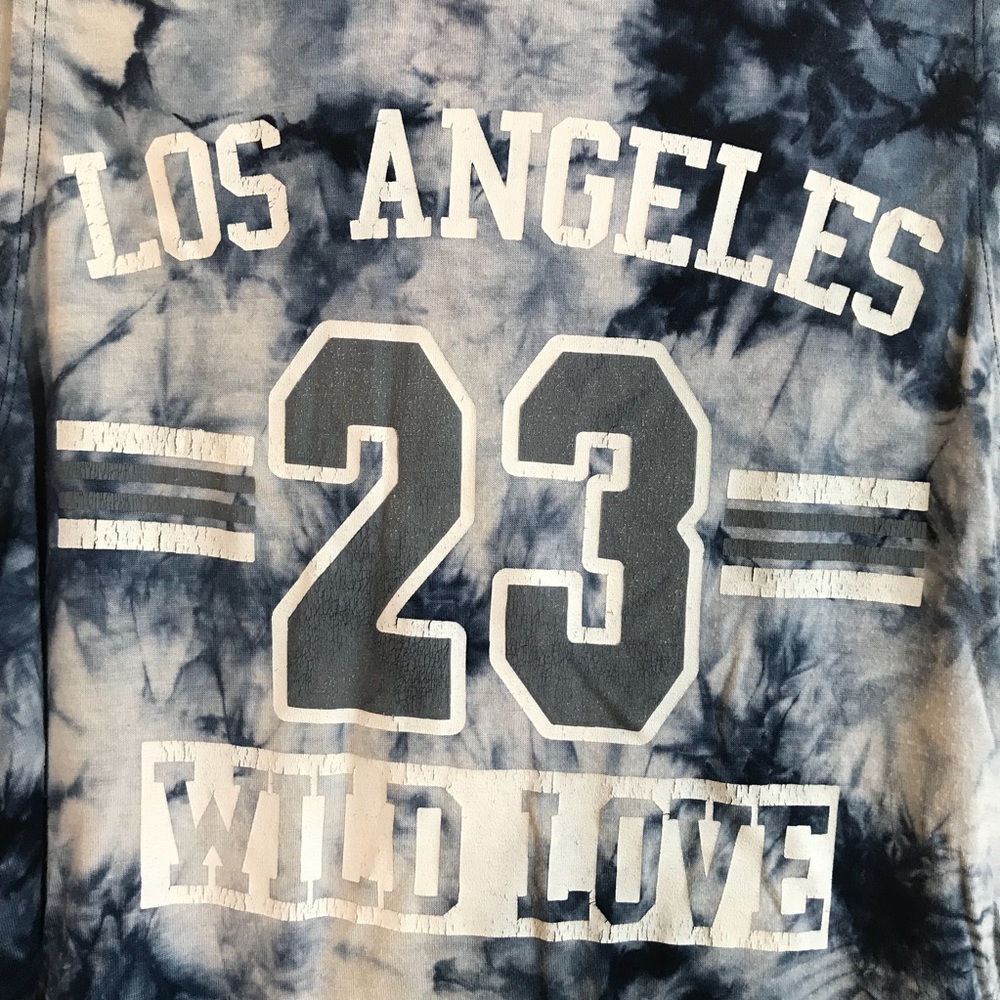 Twenty six tie-dye graphic muscle tank hoodie - Picture 5 of 5
